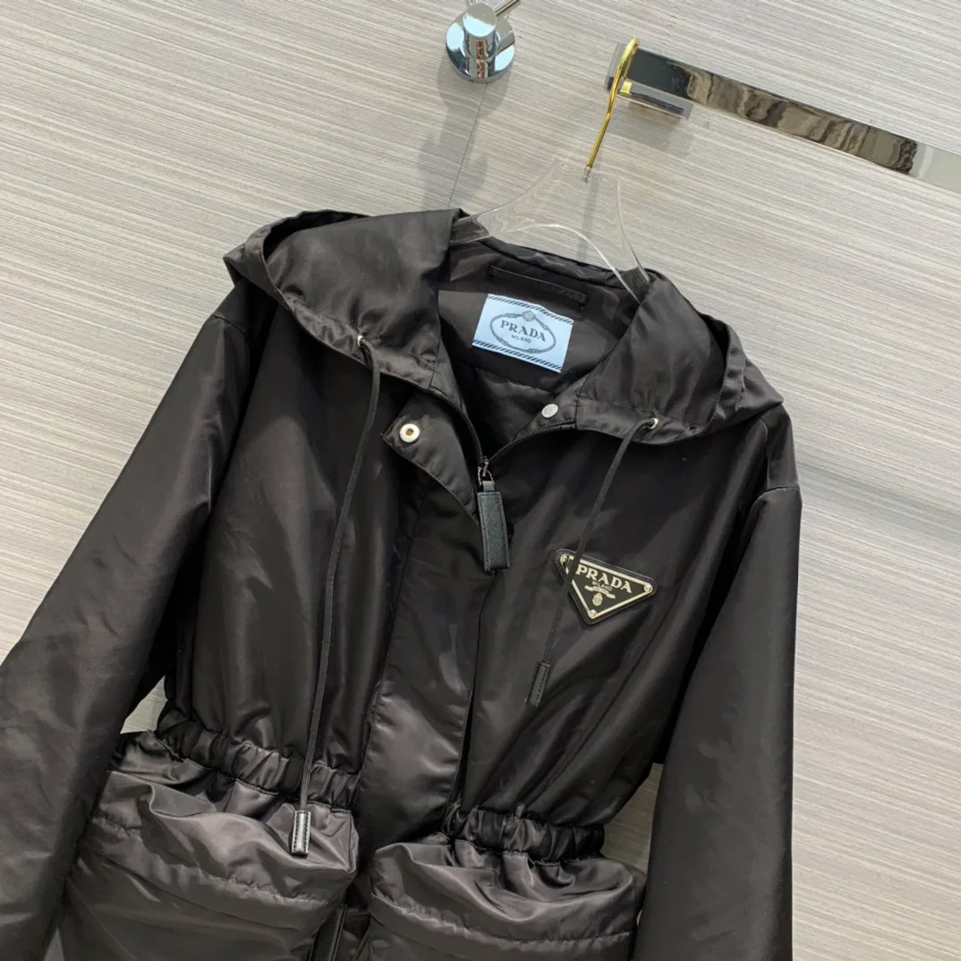 Куртки И Пуховики Женские Prada 22542