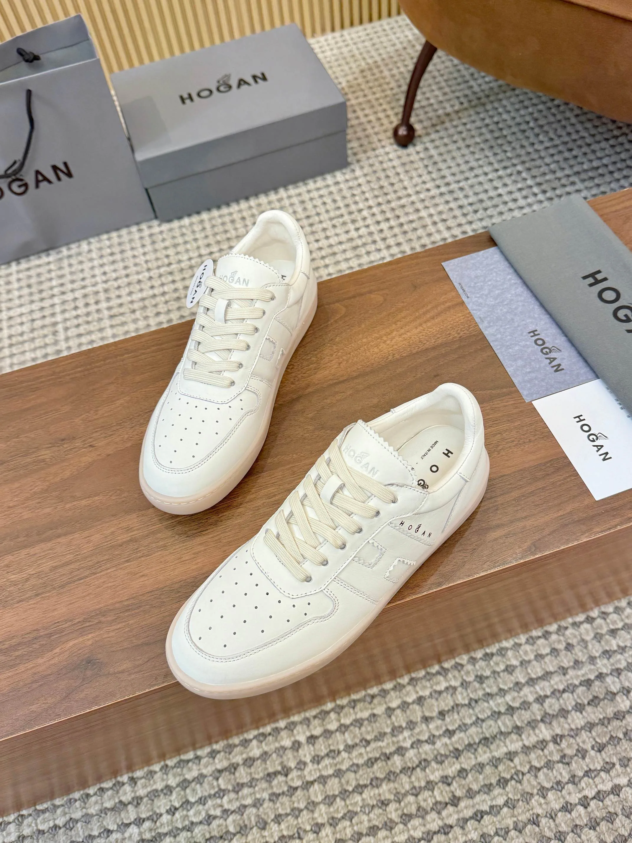 Кроссовки Женские Hogan 12783844