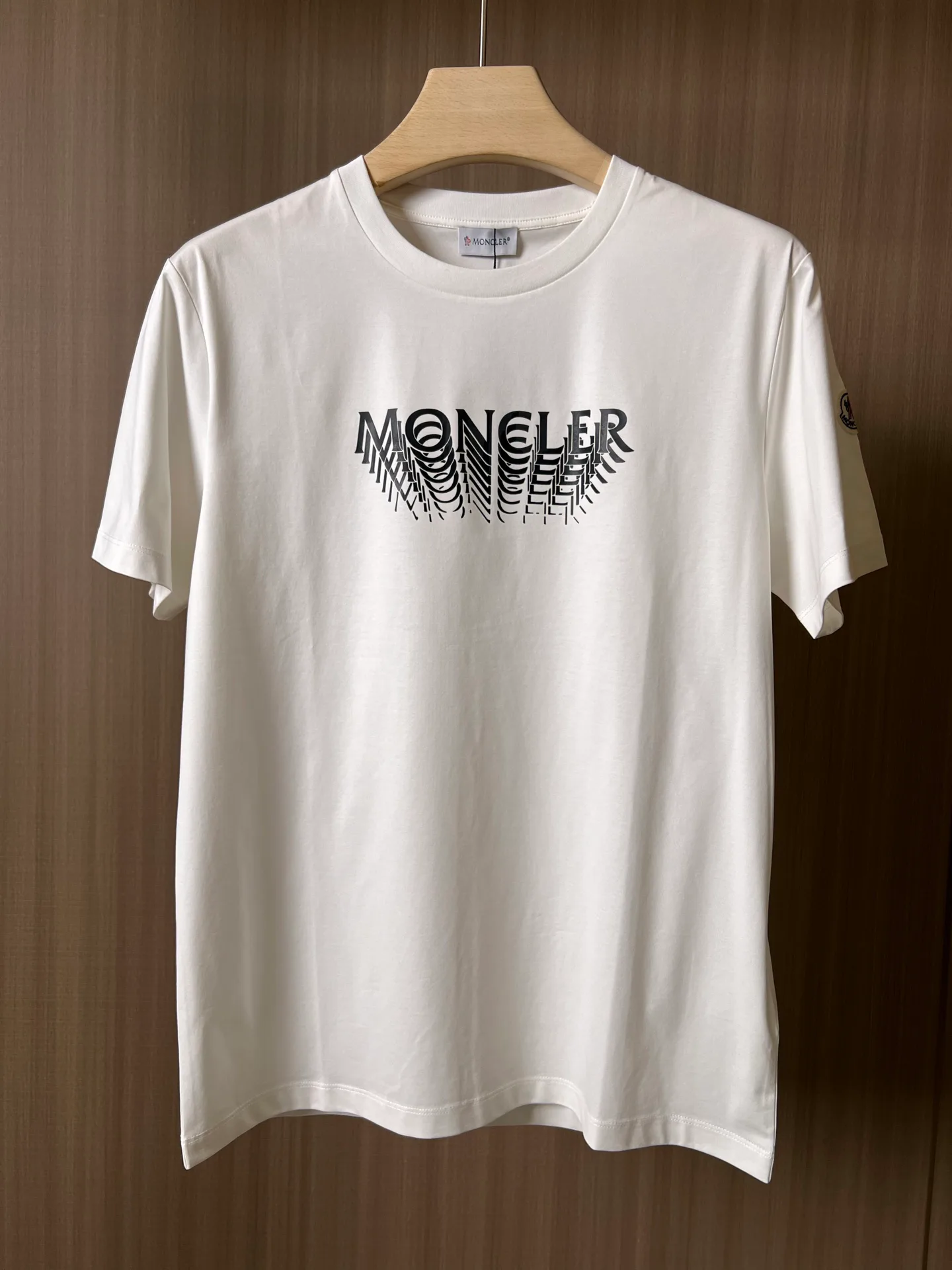 Футболки Женские Moncler 11000492