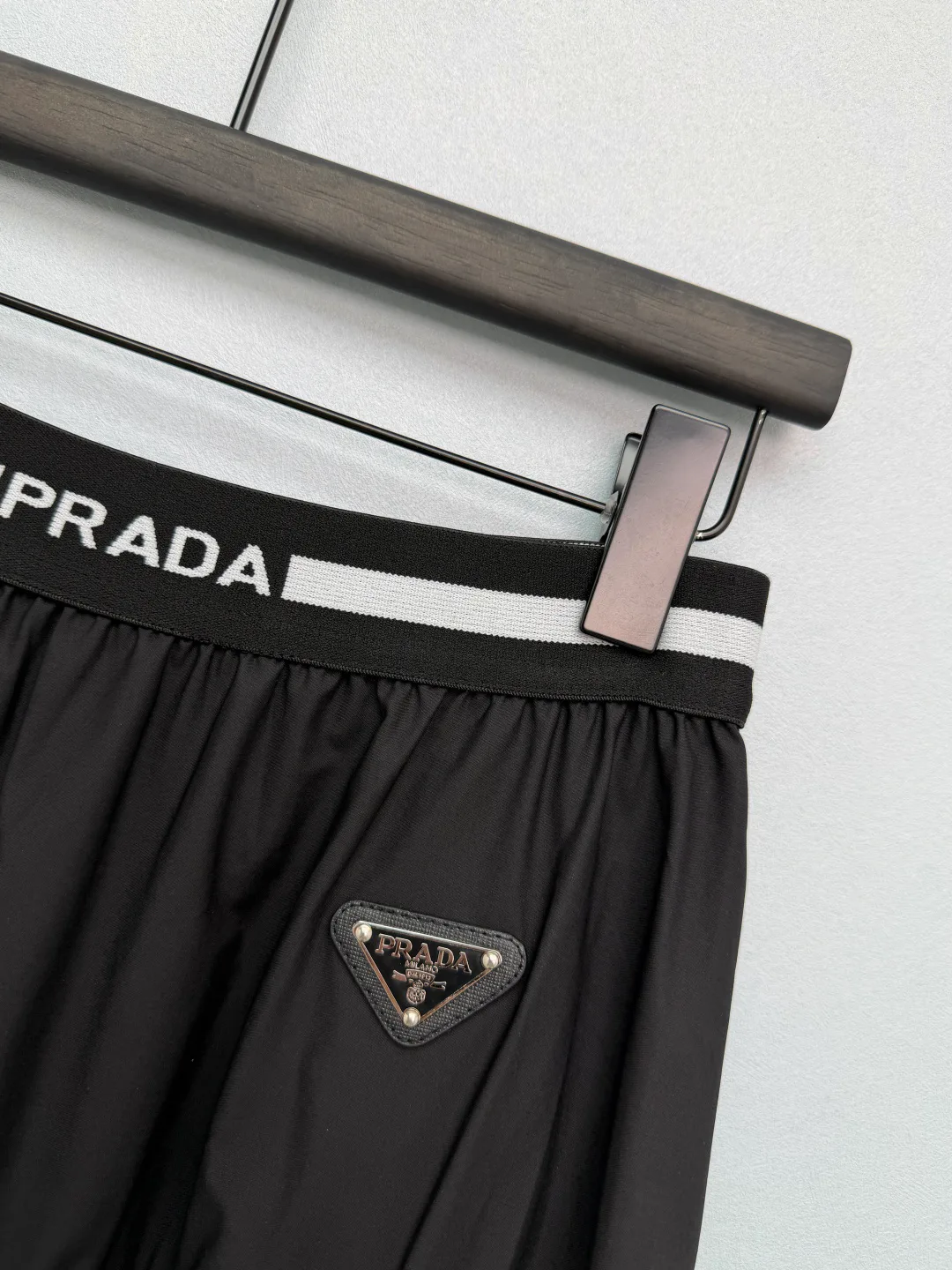 Брюки Мужские Prada 13311009