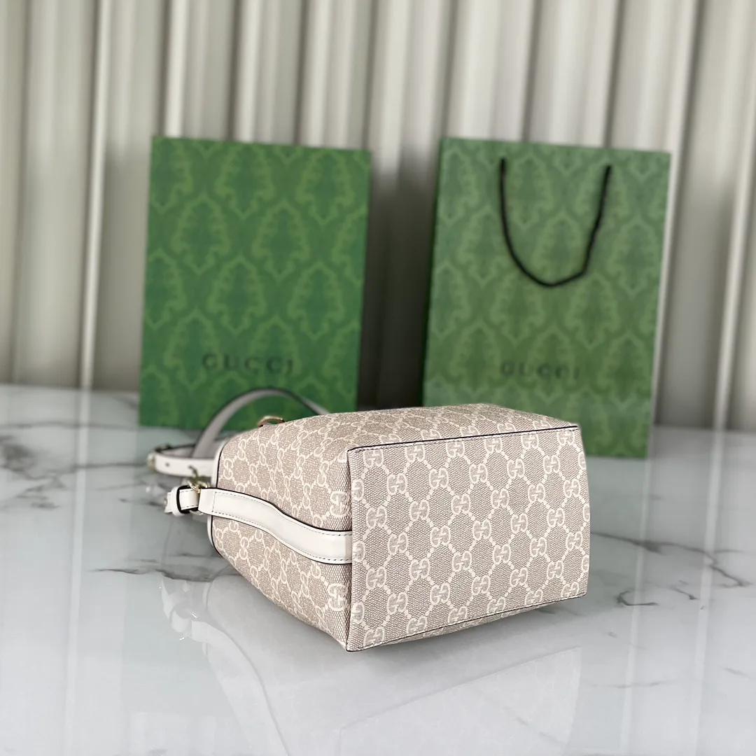 Классические Сумки Женские Gucci 11562670
