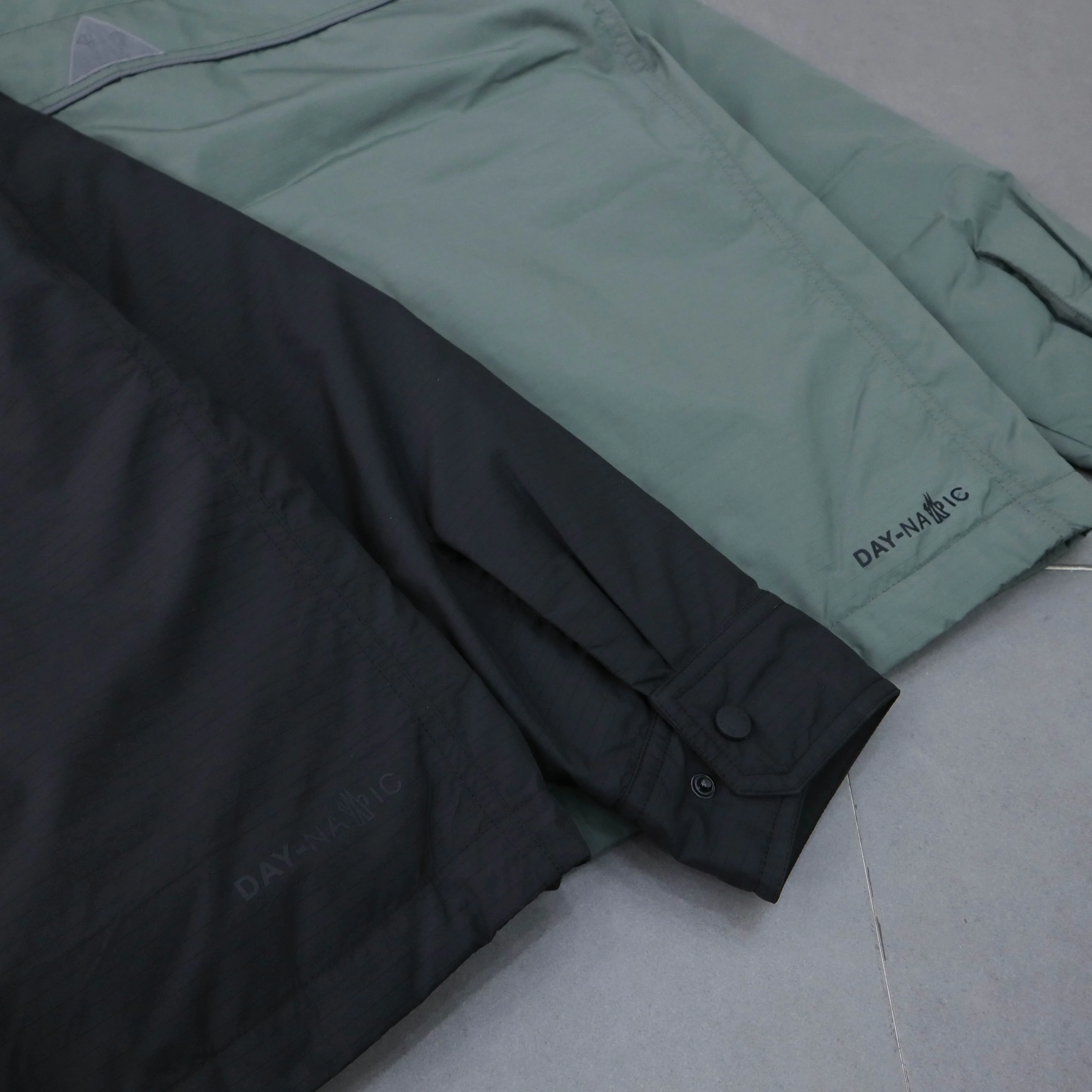 Куртки И Пуховики Женские Moncler 9508298