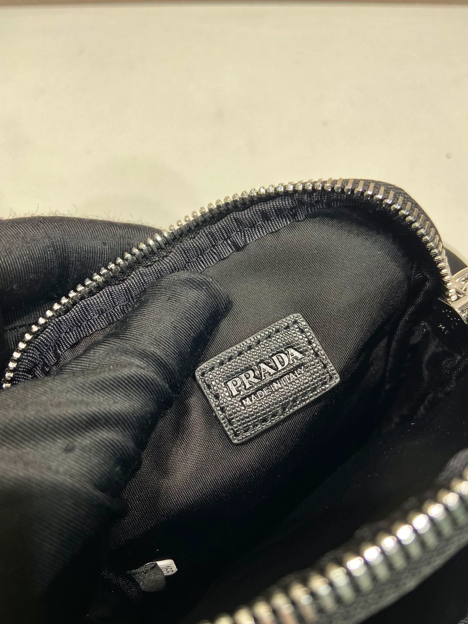 Сумки На Ремне Женские Prada 13410401