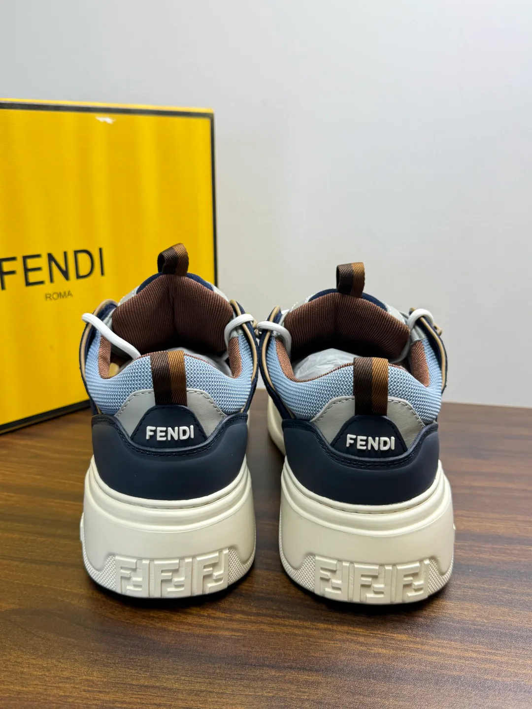 Кроссовки Мужские Fendi 20163784