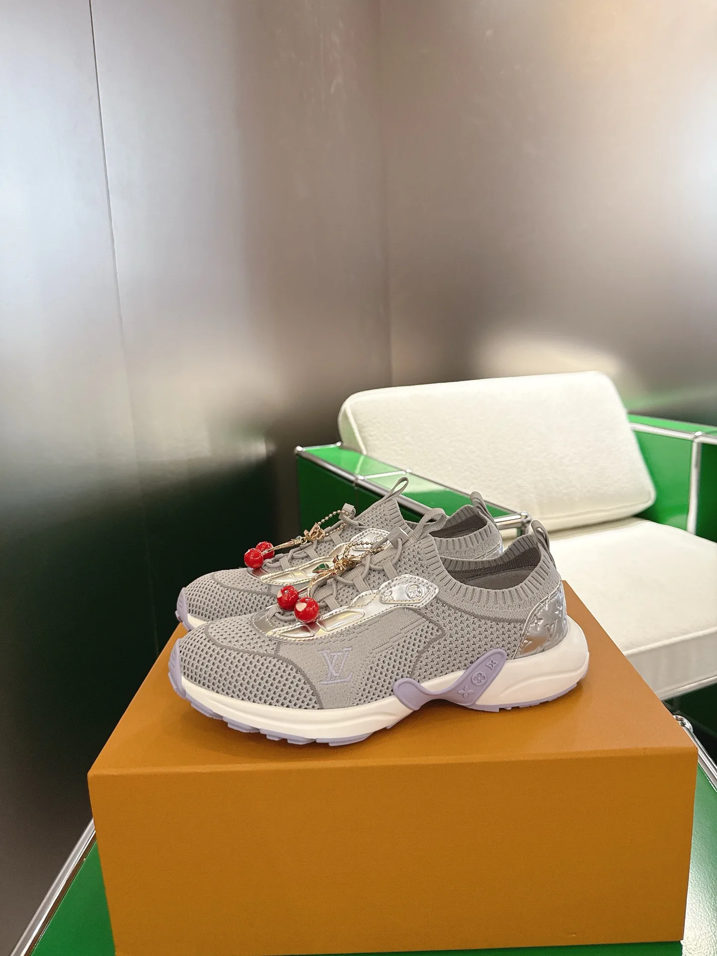 Кроссовки Женские Louis Vuitton 94619