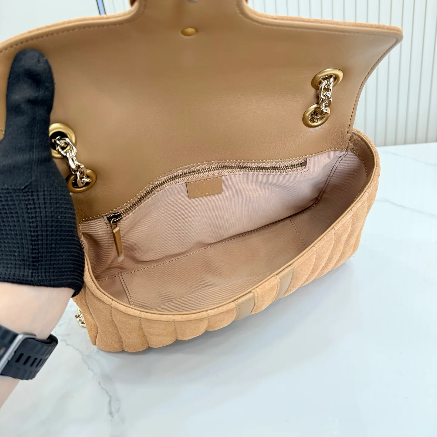 Классические Сумки Женские Gucci 18210742