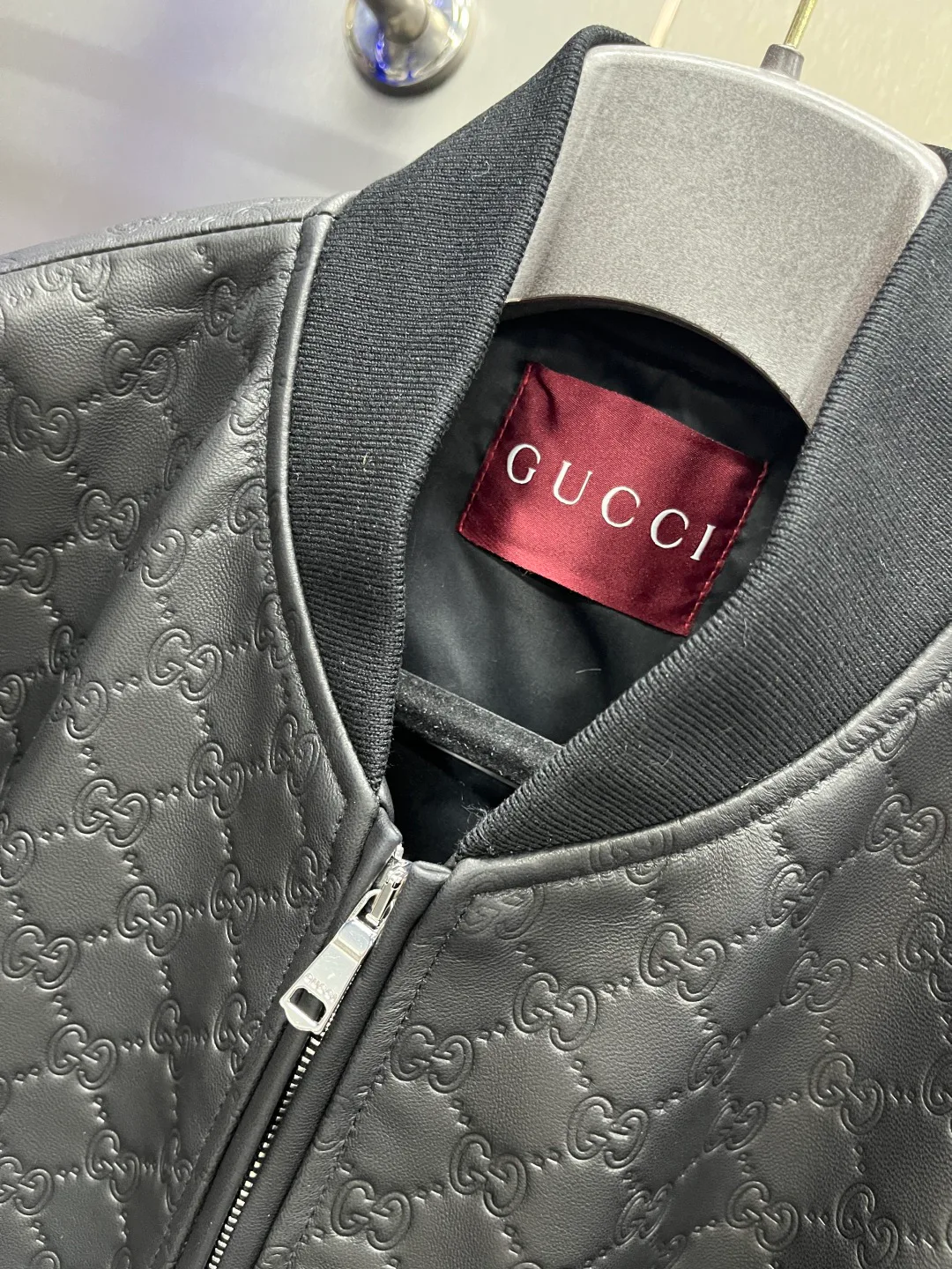 Кожаные Куртки И Дублёнки Мужские Gucci 444239
