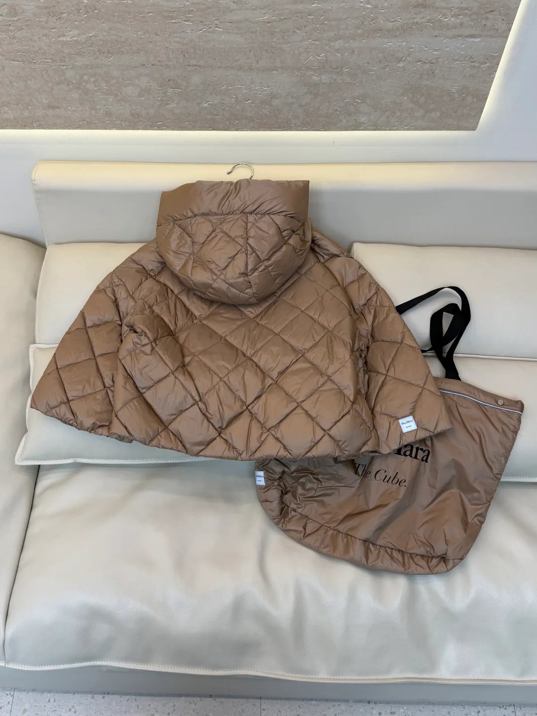 Куртки И Пуховики Женские Max Mara 17917335