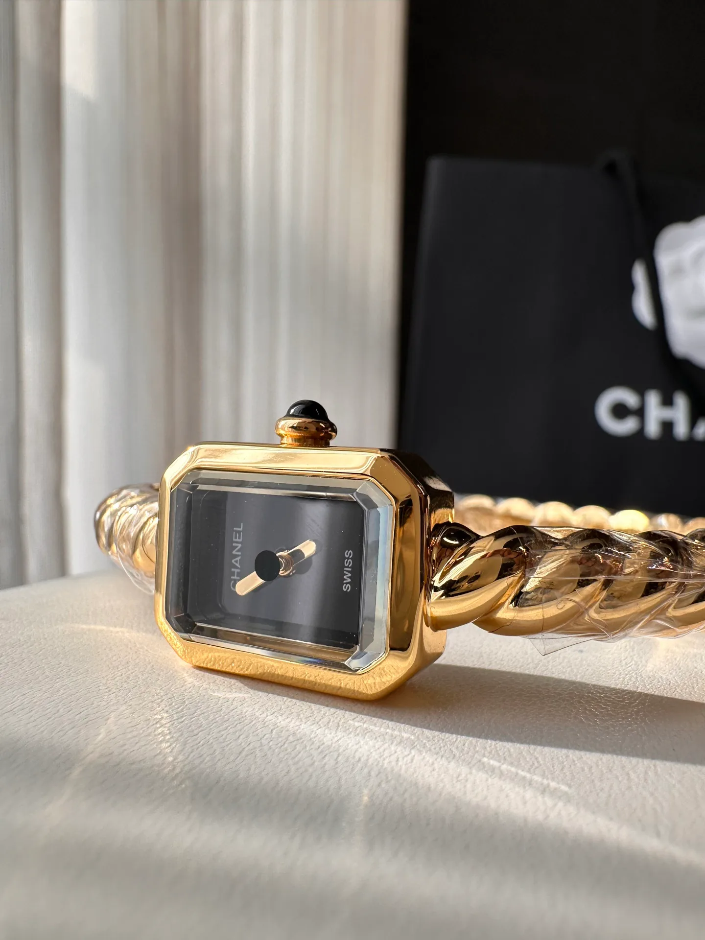Часы Женские Chanel 18036787
