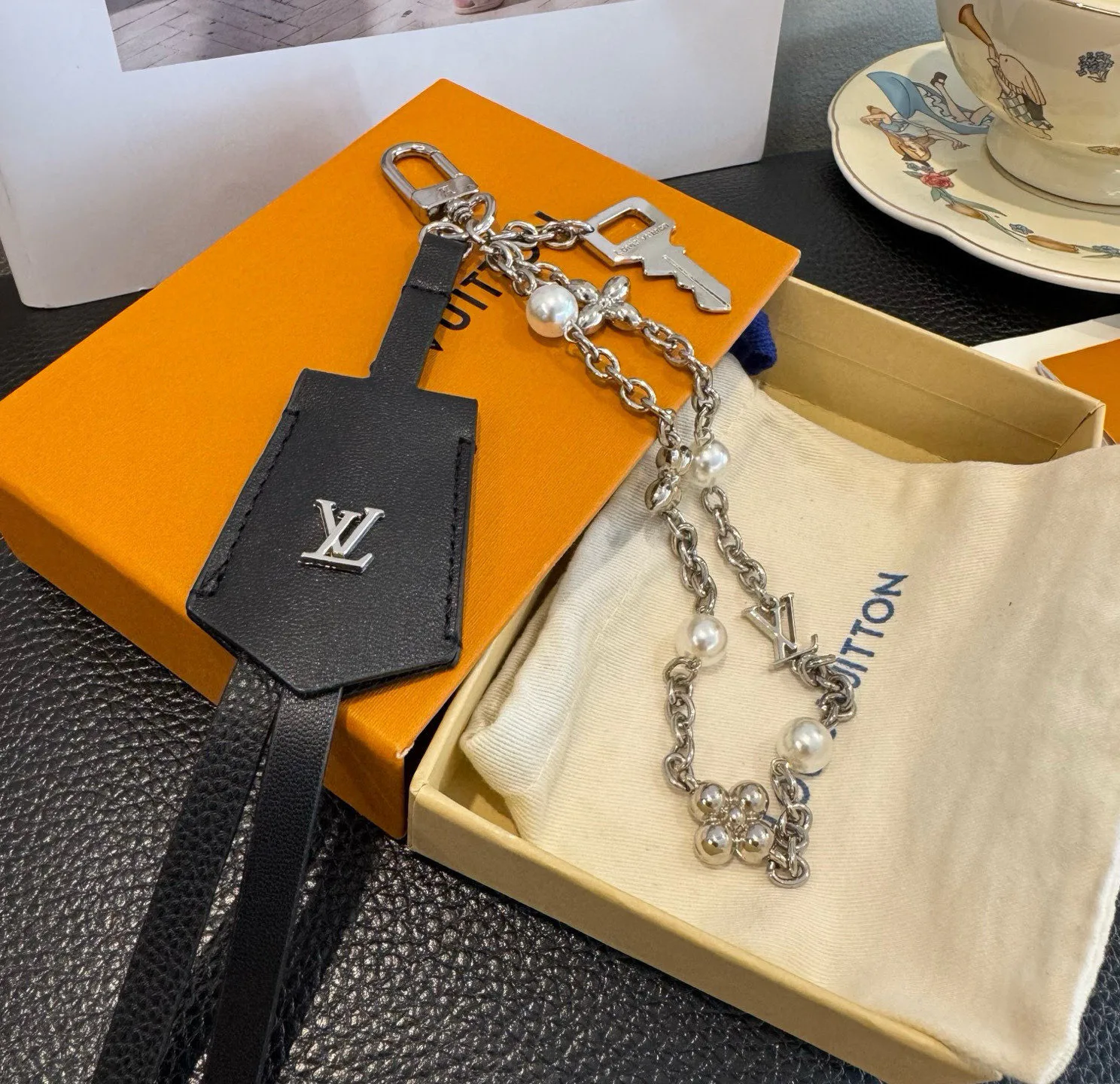 Ключницы Louis Vuitton 427539