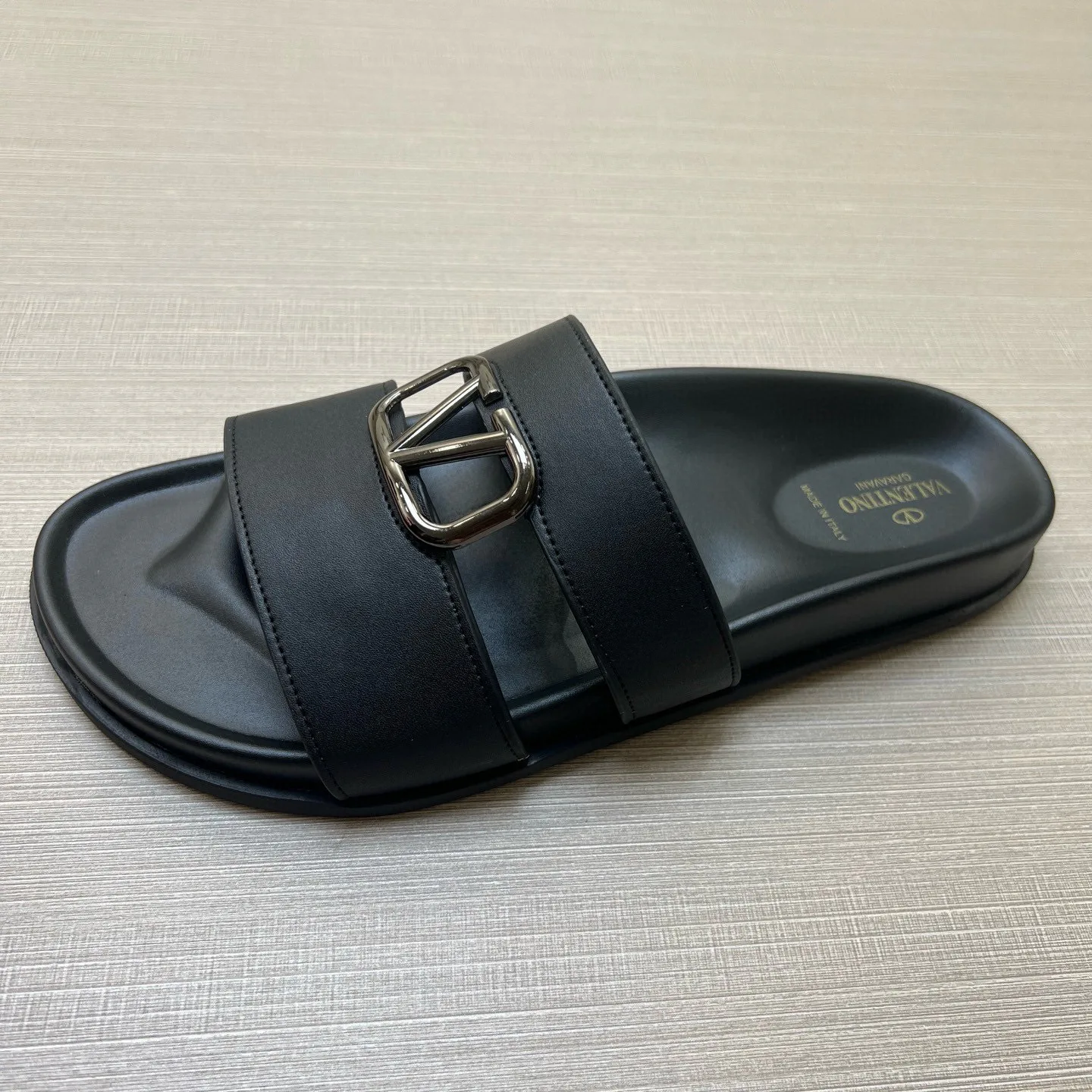 Шлепанцы Мужские Valentino 10646290