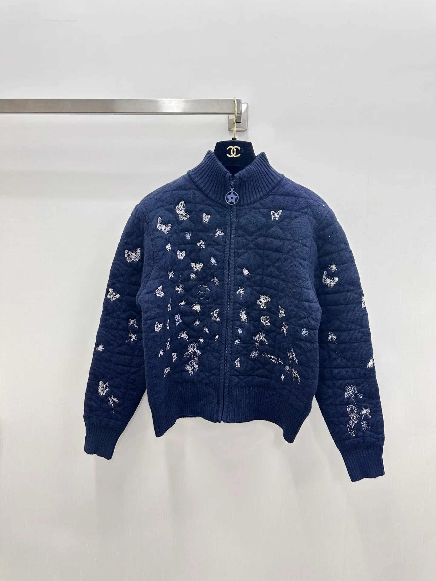 Куртки И Пуховики Женские Christian Dior 18760791