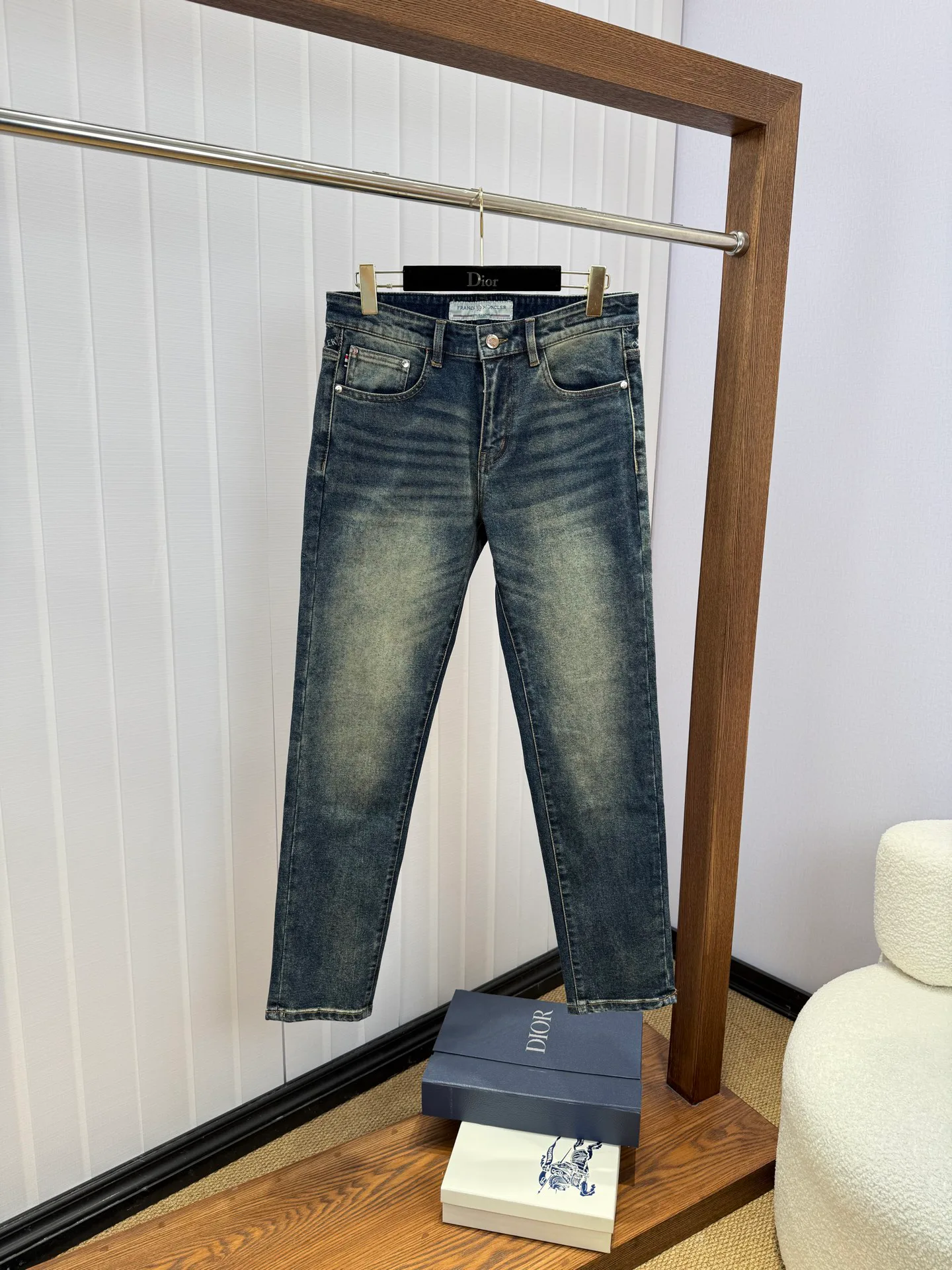 Джинсы Мужские Moncler 18029770