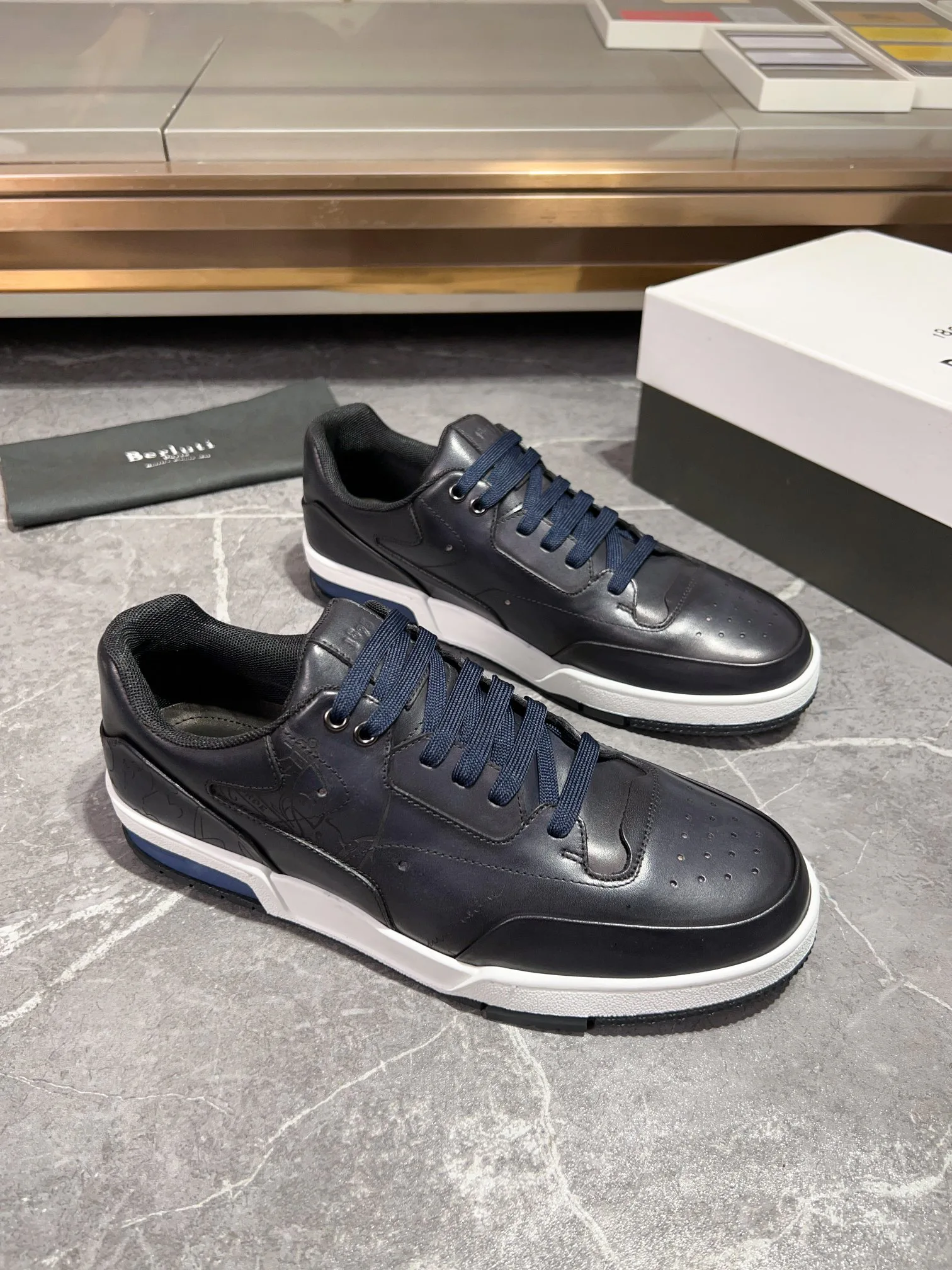 Кроссовки Мужские Berluti 30216