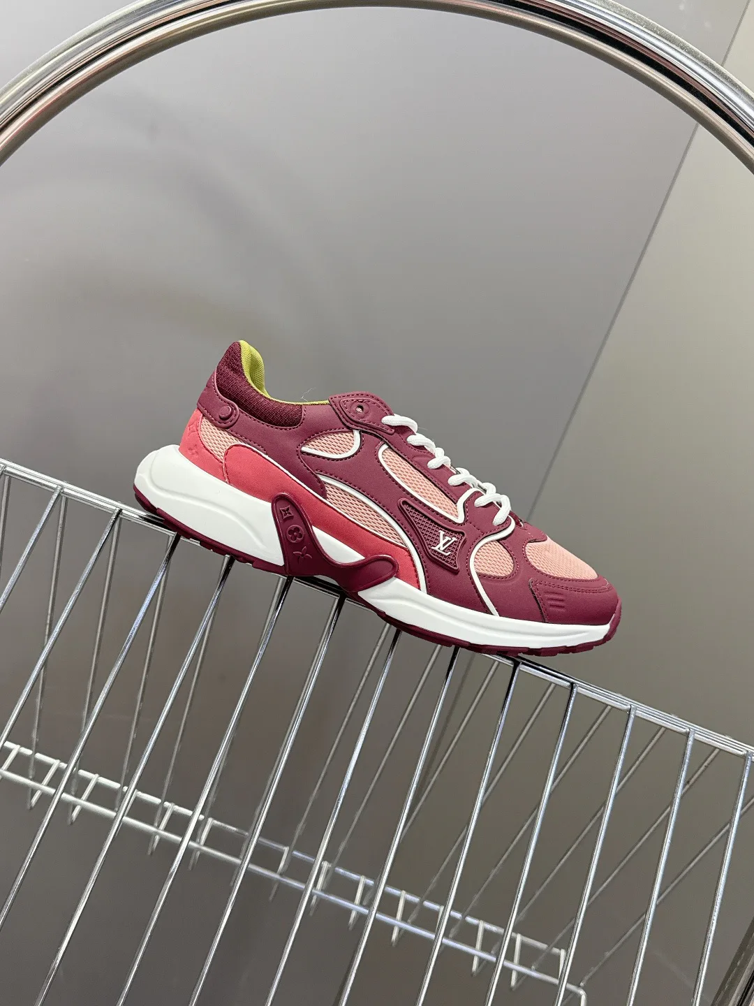 Кроссовки Женские Louis Vuitton 10455673