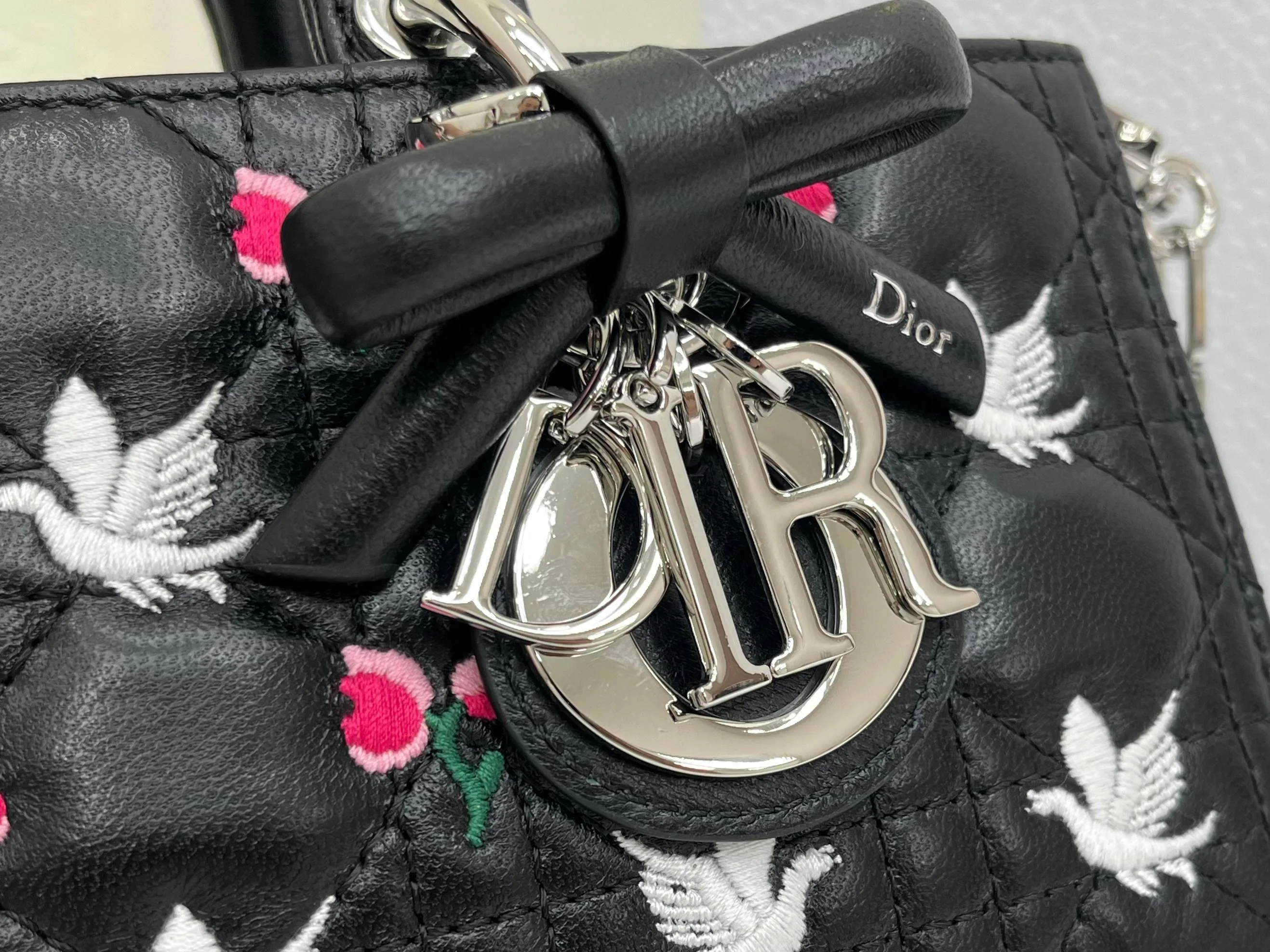 Классические Сумки Женские Christian Dior 17407058