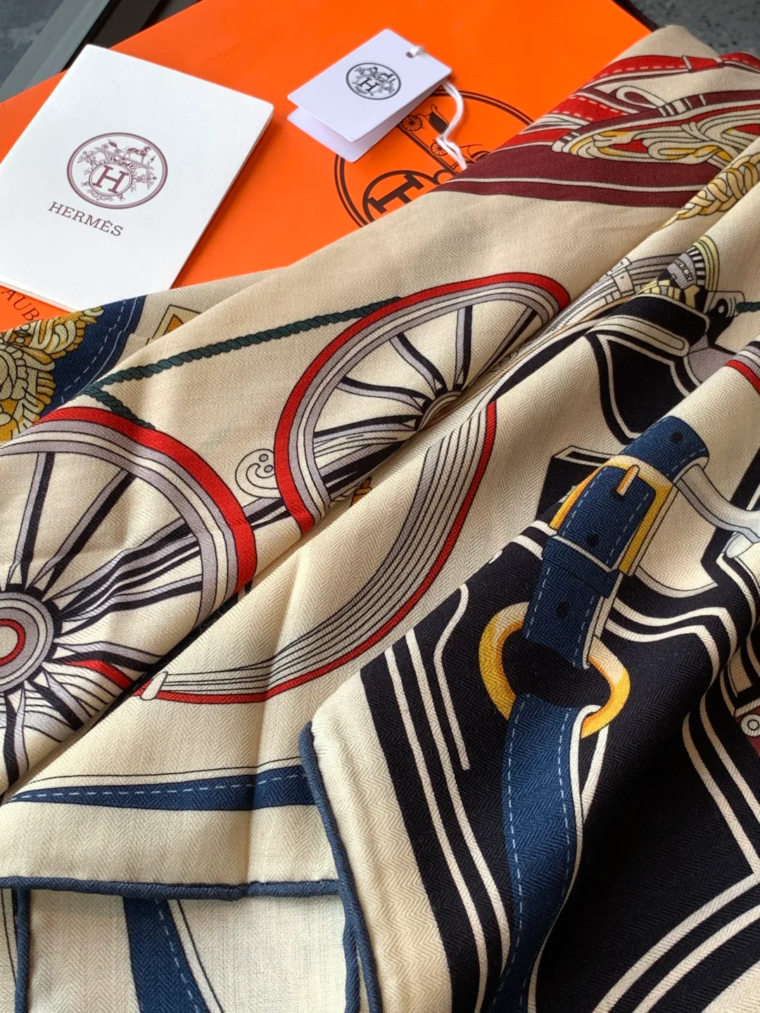 Платки Hermes 5034123