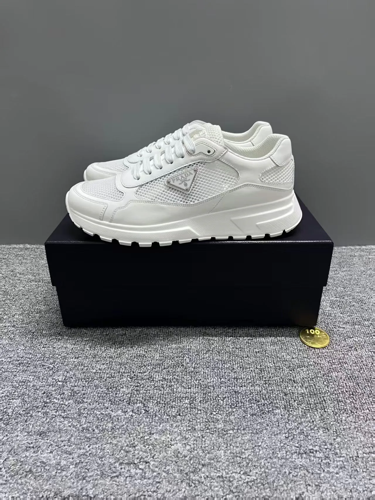 Кроссовки Мужские Prada 13065709