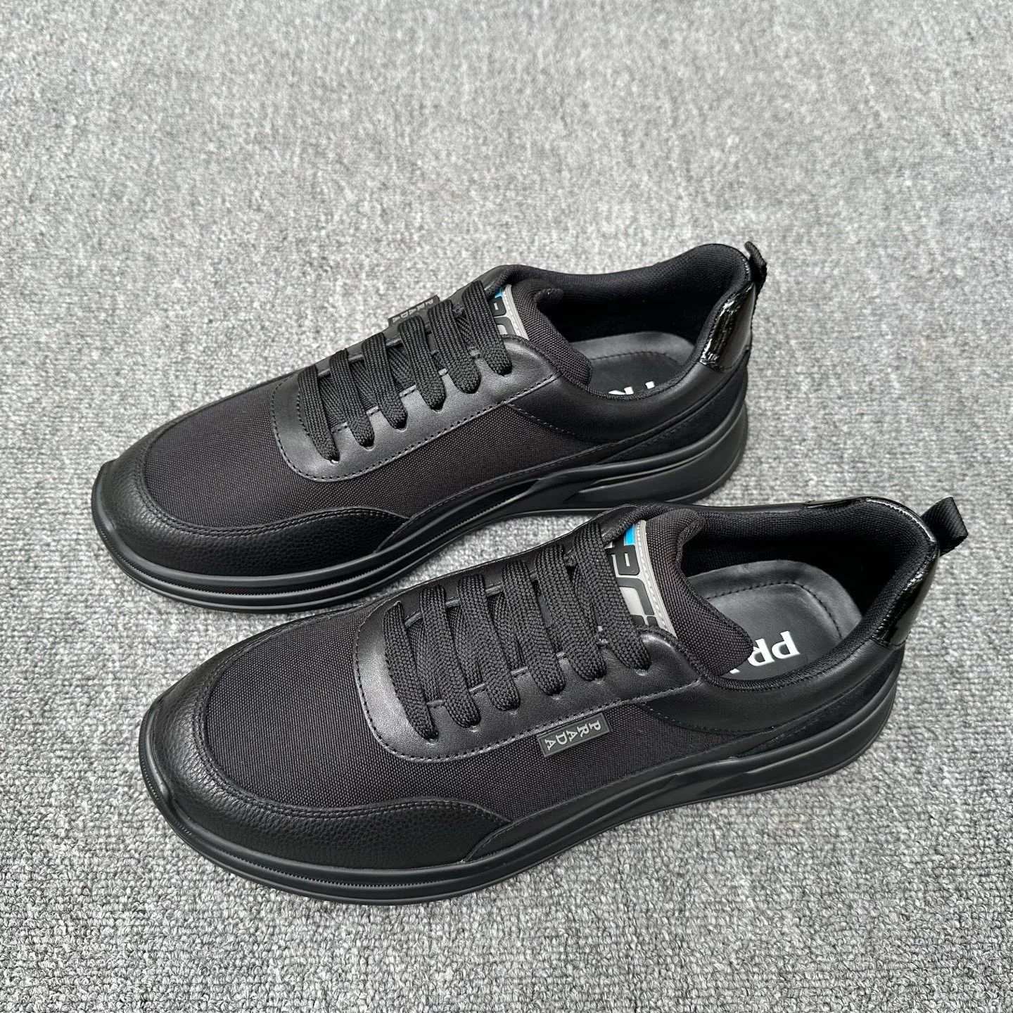 Кроссовки Мужские Prada 18076344