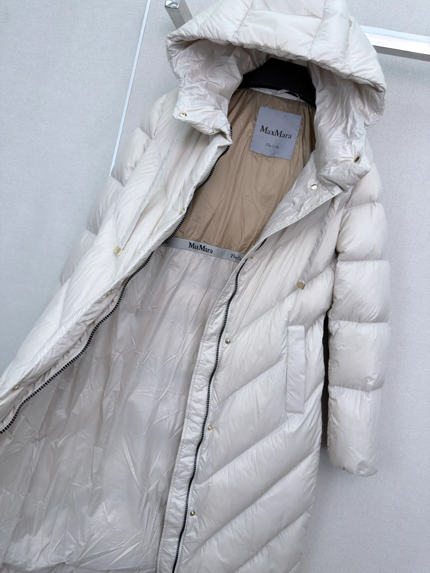 Куртки И Пуховики Женские Max Mara 18056281
