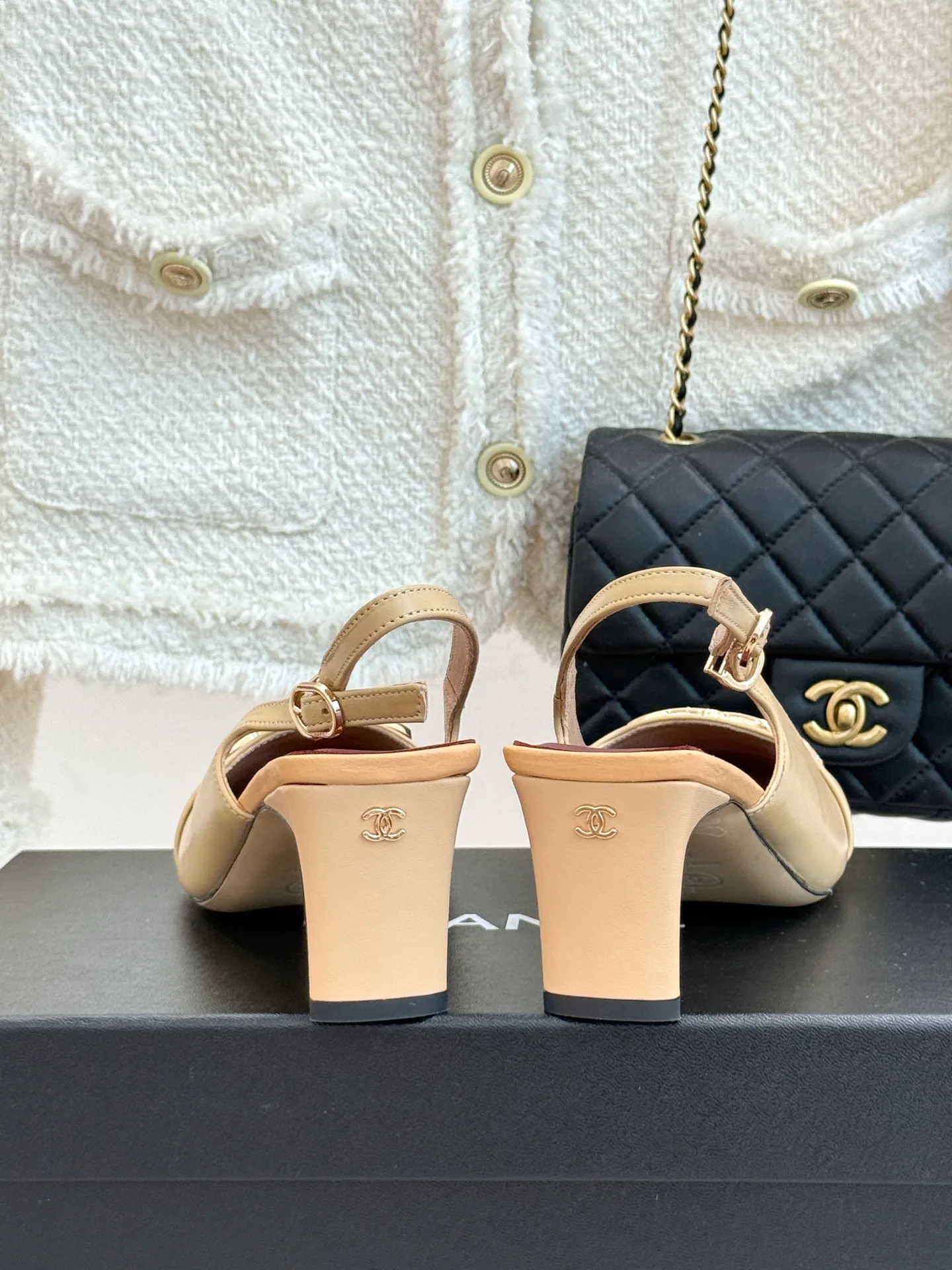 Босоножки Женские Chanel 16965738