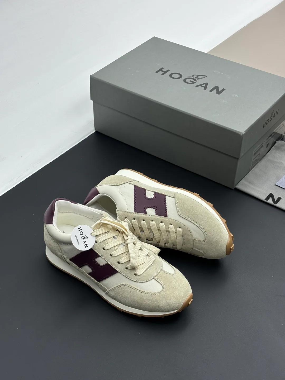 Кроссовки Женские Hogan 18732058