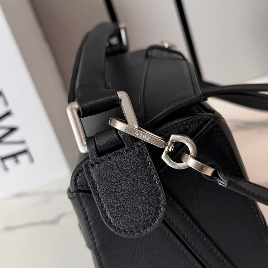 Сумки На Ремне Женские Loewe 11674510