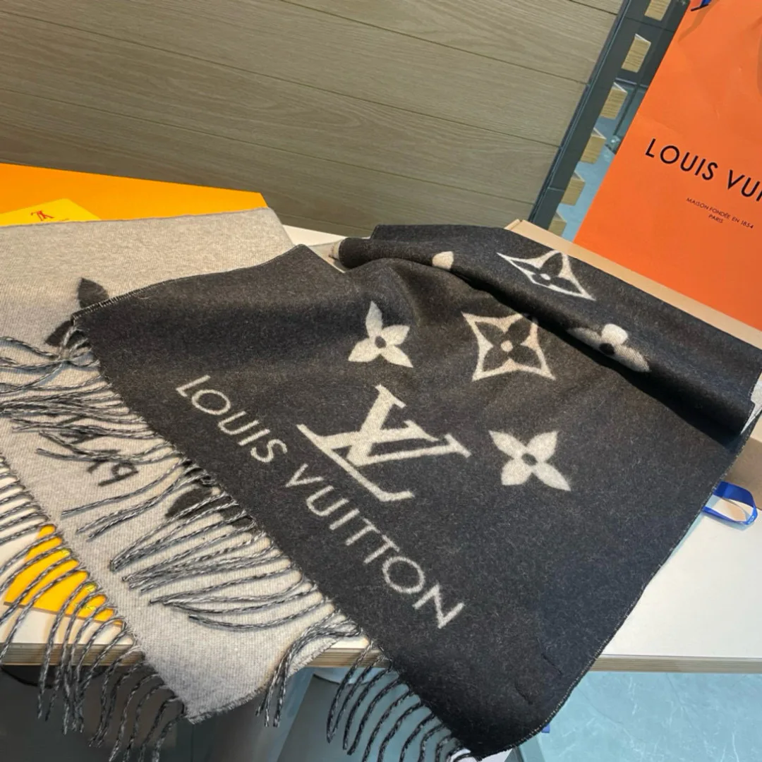 Шарфы Louis Vuitton 288354