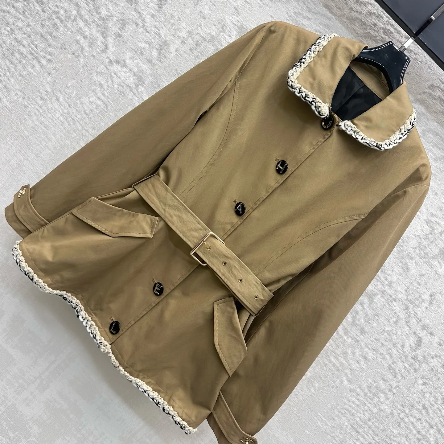 Тренчи Женские Chanel 18631445