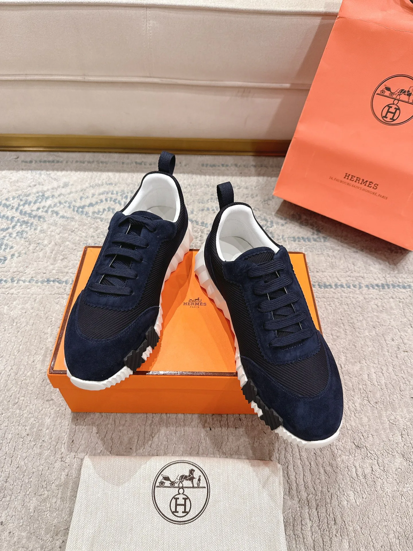 Кроссовки Женские Hermes 11738664