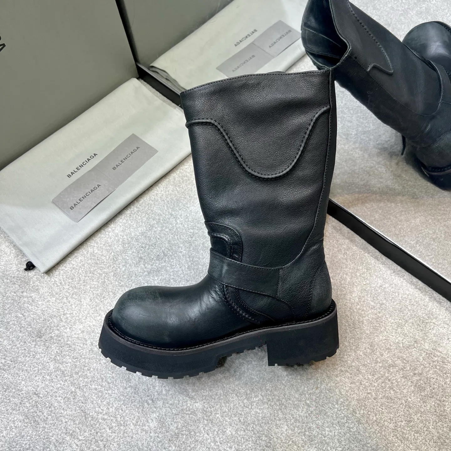 Ботинки Женские Balenciaga 19514816