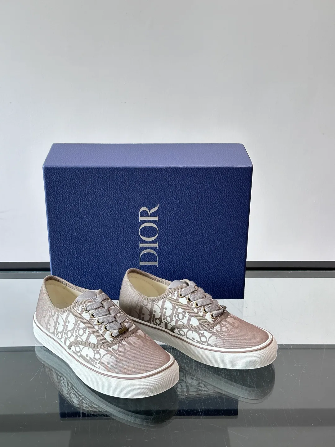Кроссовки Женские Christian Dior 17649809