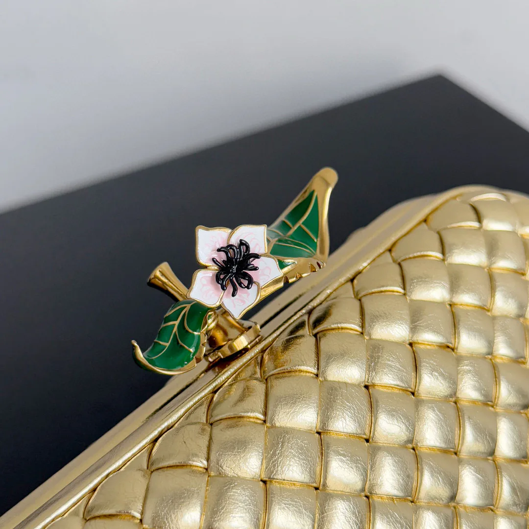 Клатчи Женские Bottega Veneta 154300