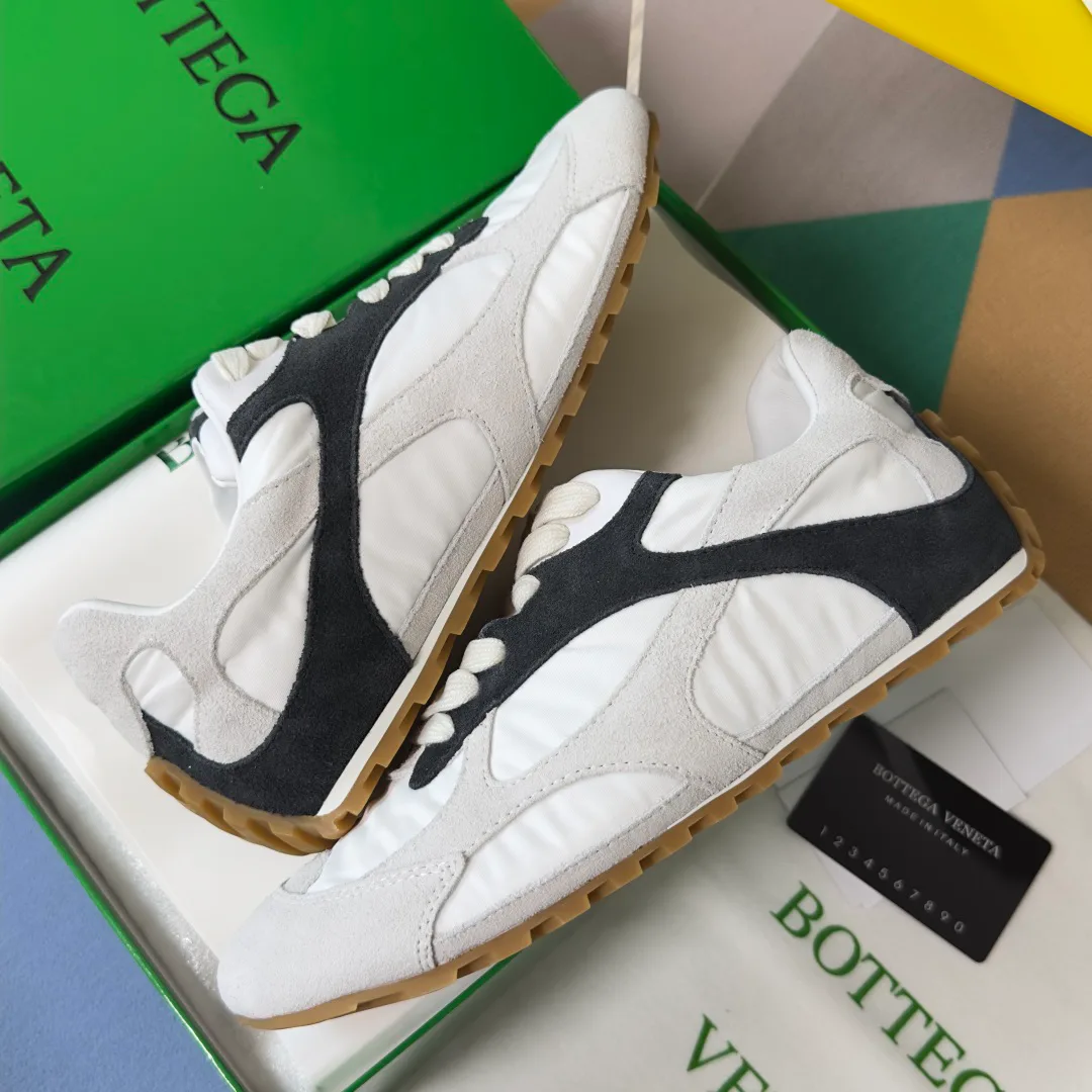 Кроссовки Женские Bottega Veneta 11595718