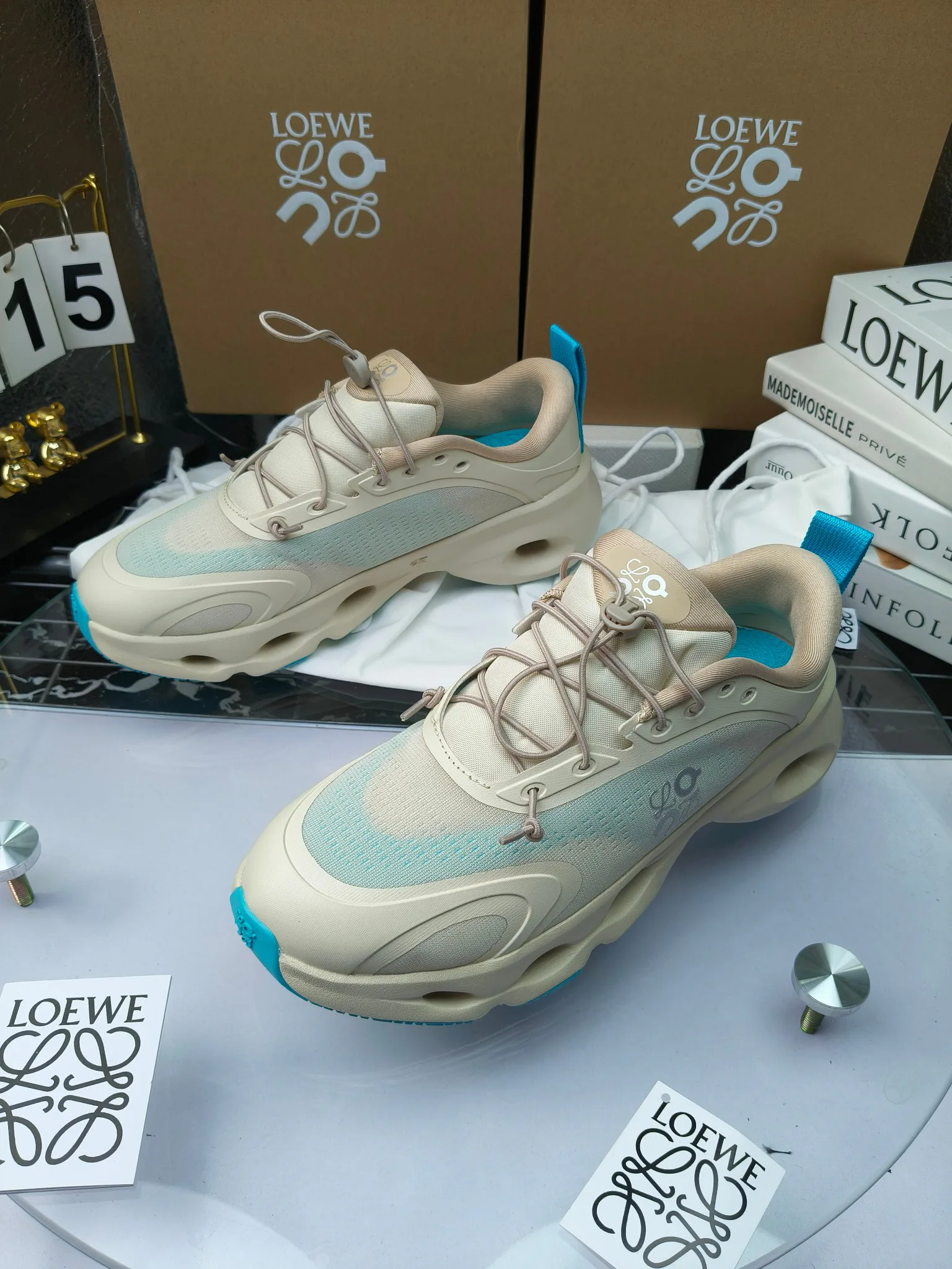 Кроссовки Женские Loewe 1829485