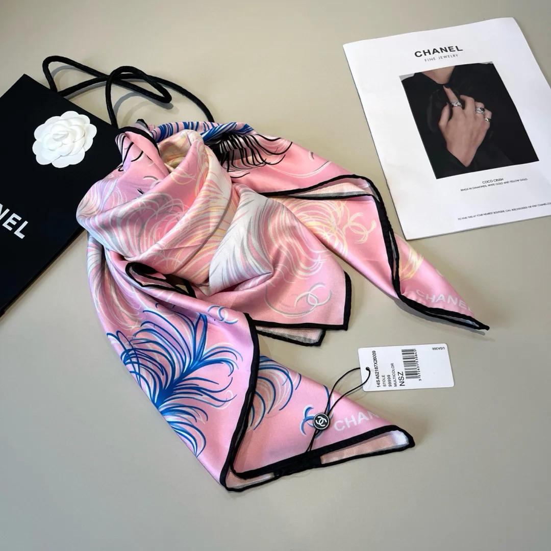 Платки Chanel 11362331