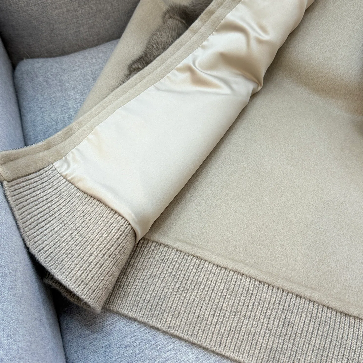 Жилеты Женские Loro Piana 18106328
