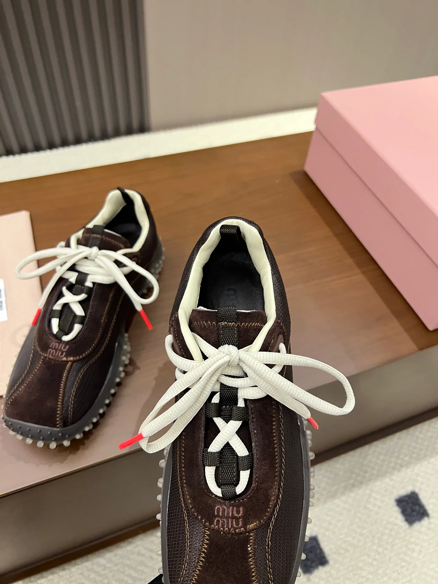 Кроссовки Женские Miu Miu 17968607