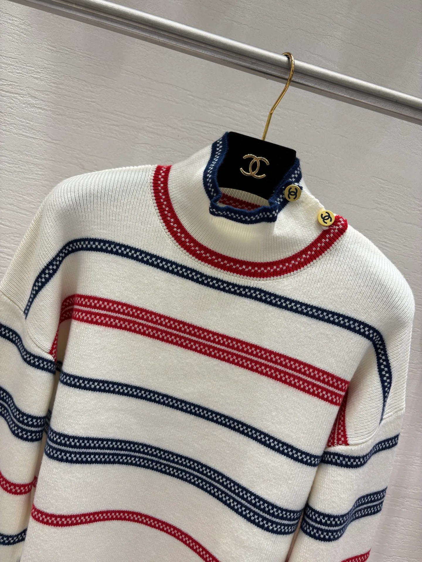 Джемперы И Свитеры Женские Chanel 19690341