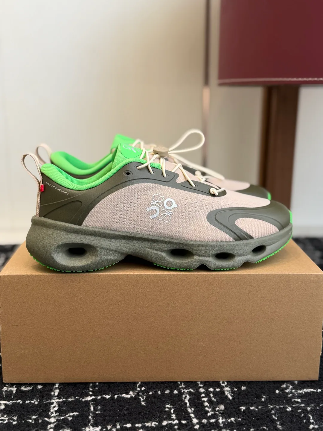 Кроссовки Женские Loewe 451002