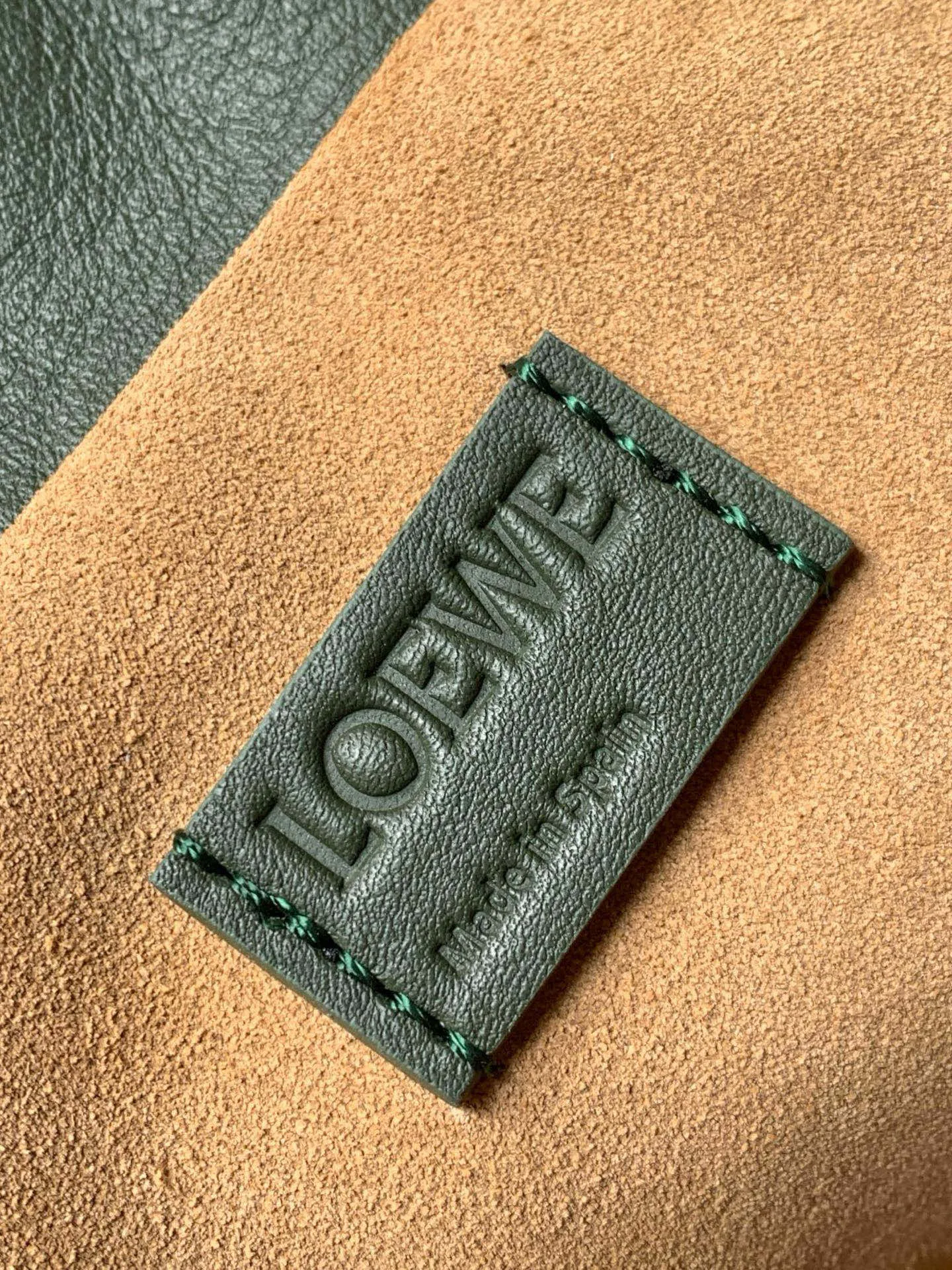 Клатчи Женские Loewe 10823933