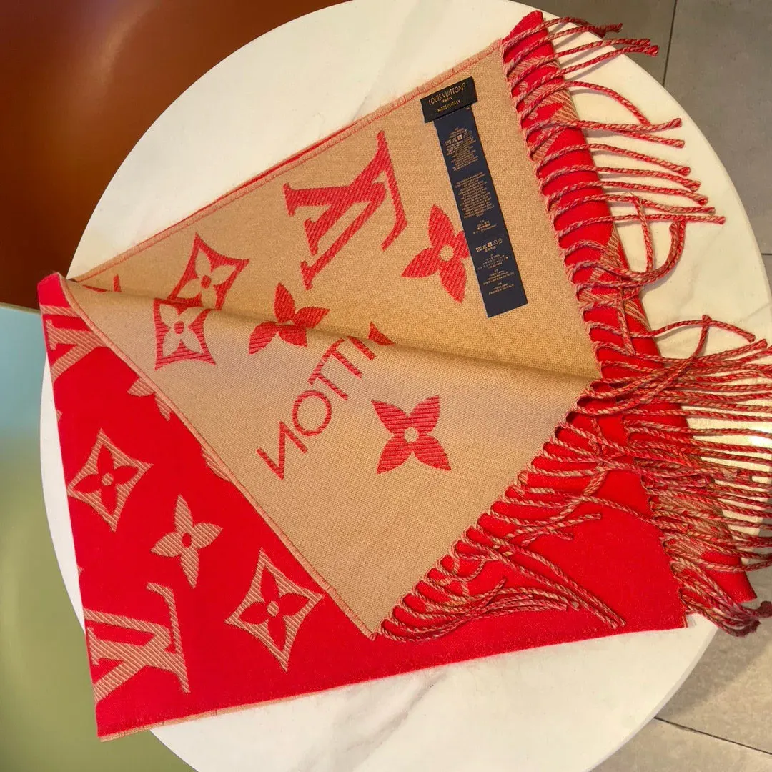 Шарфы Louis Vuitton 824080