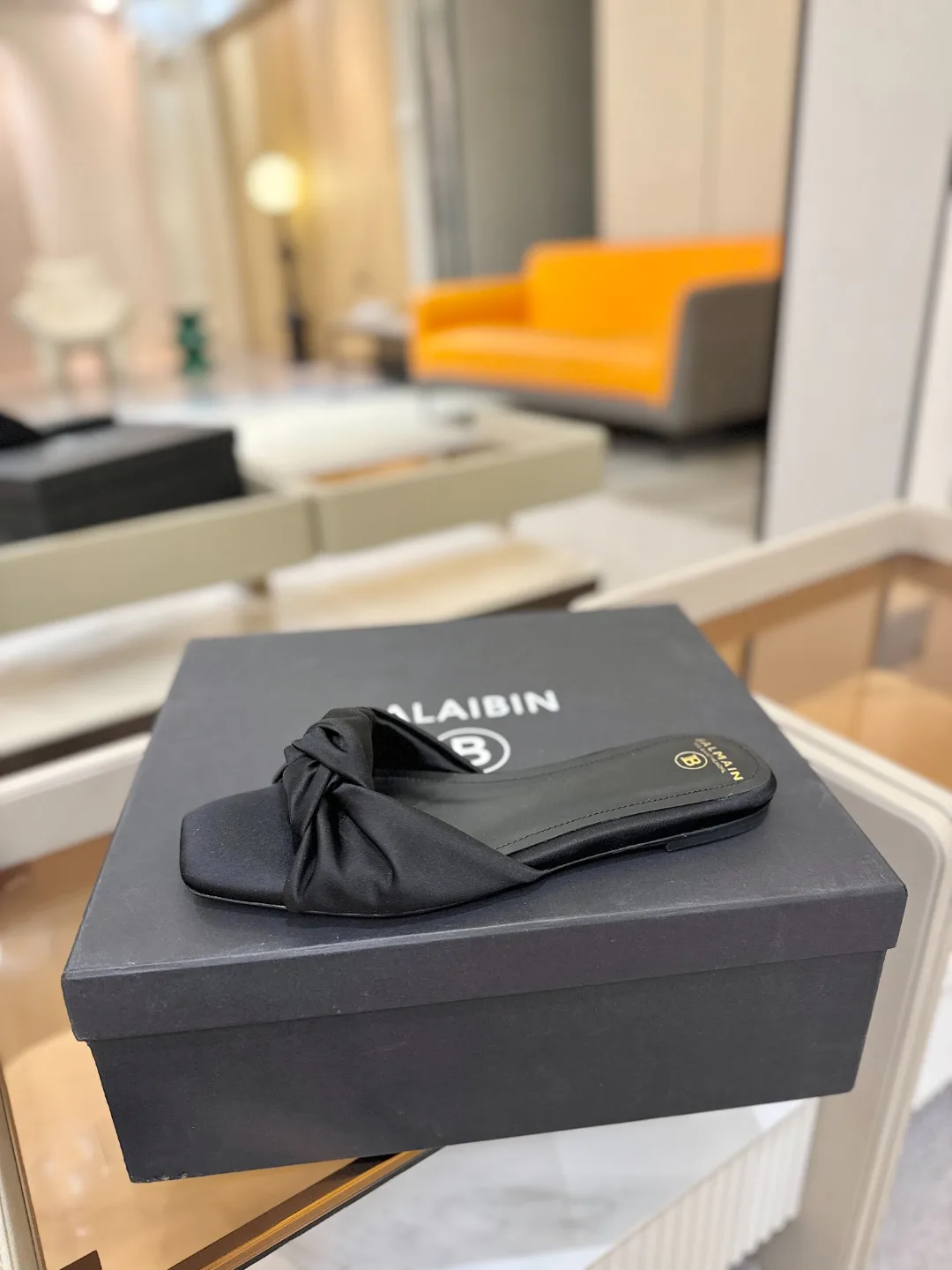 Шлепанцы Женские Balmain 840998