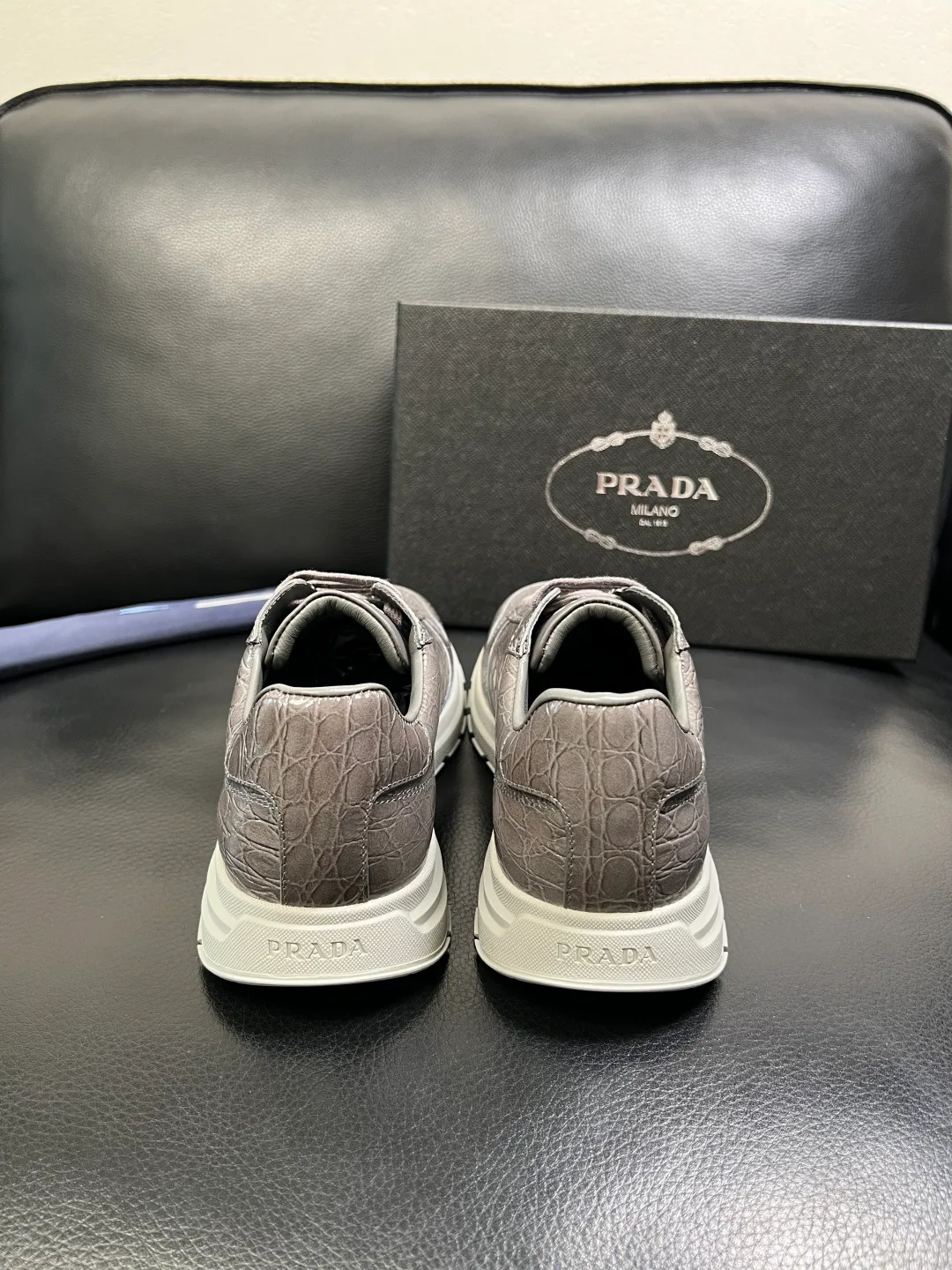 Кроссовки Мужские Prada 420071