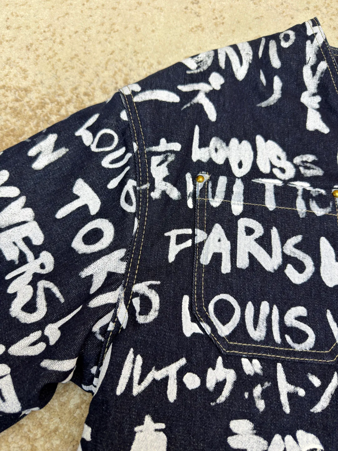 Куртки И Пуховики Мужские Louis Vuitton 1566565