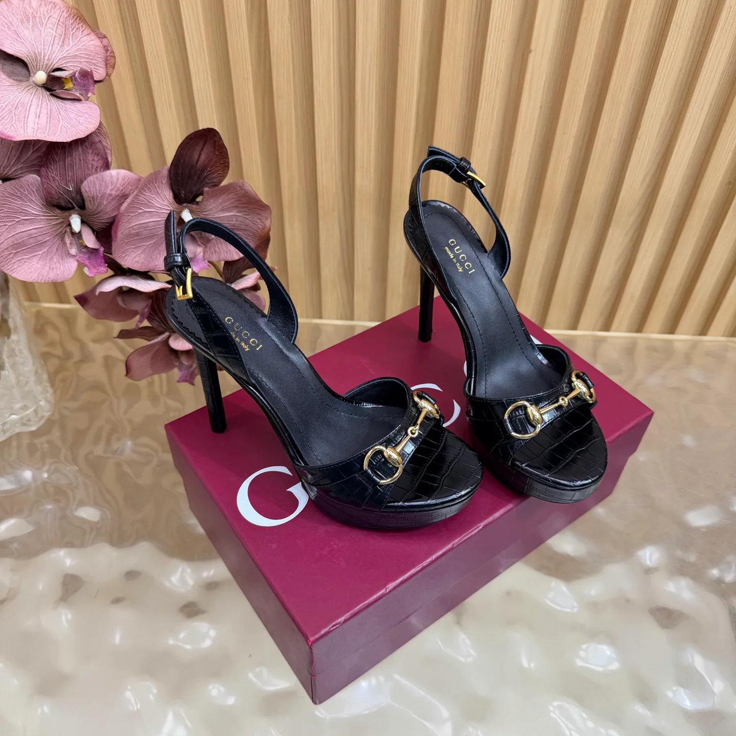 Босоножки Женские Gucci 17467488