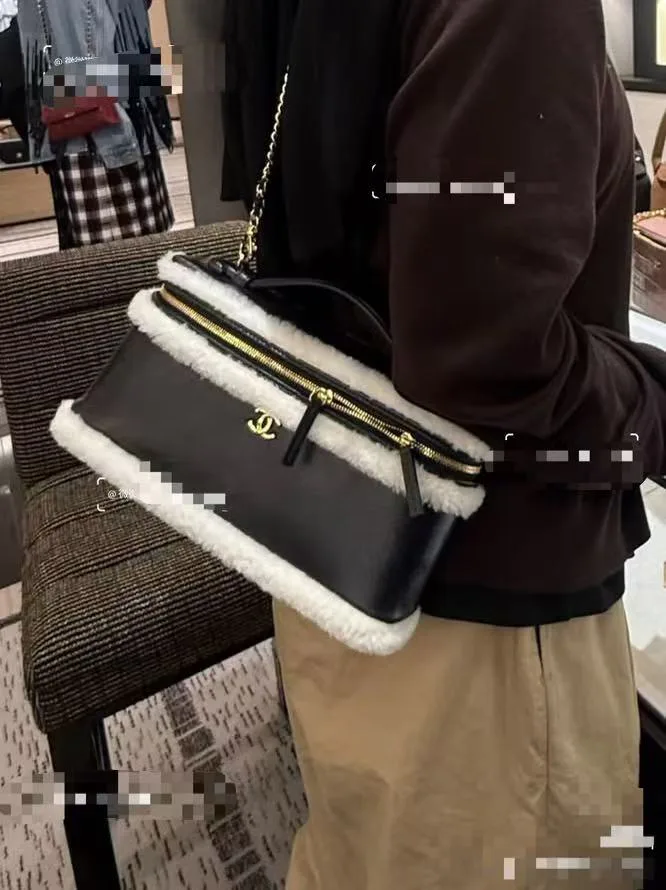 Классические Сумки Женские Chanel 18238953