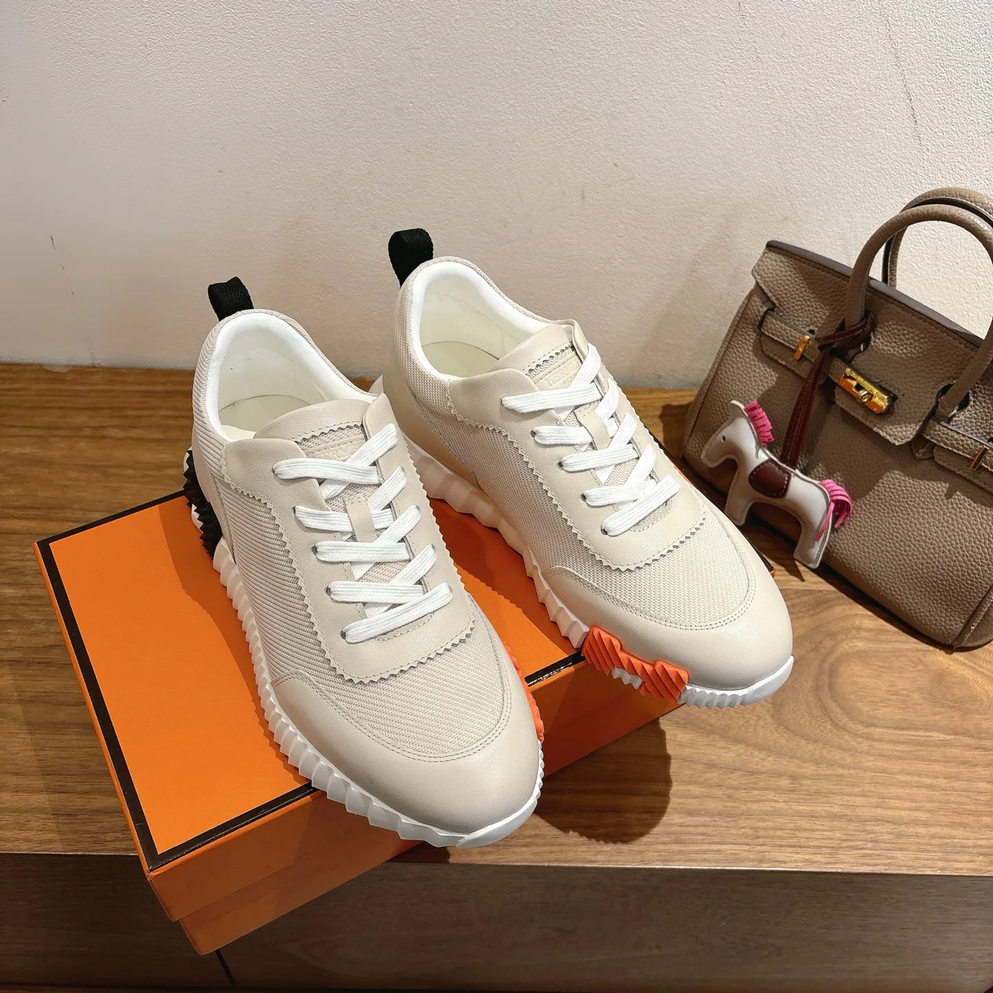 Кроссовки Женские Hermes 9914986