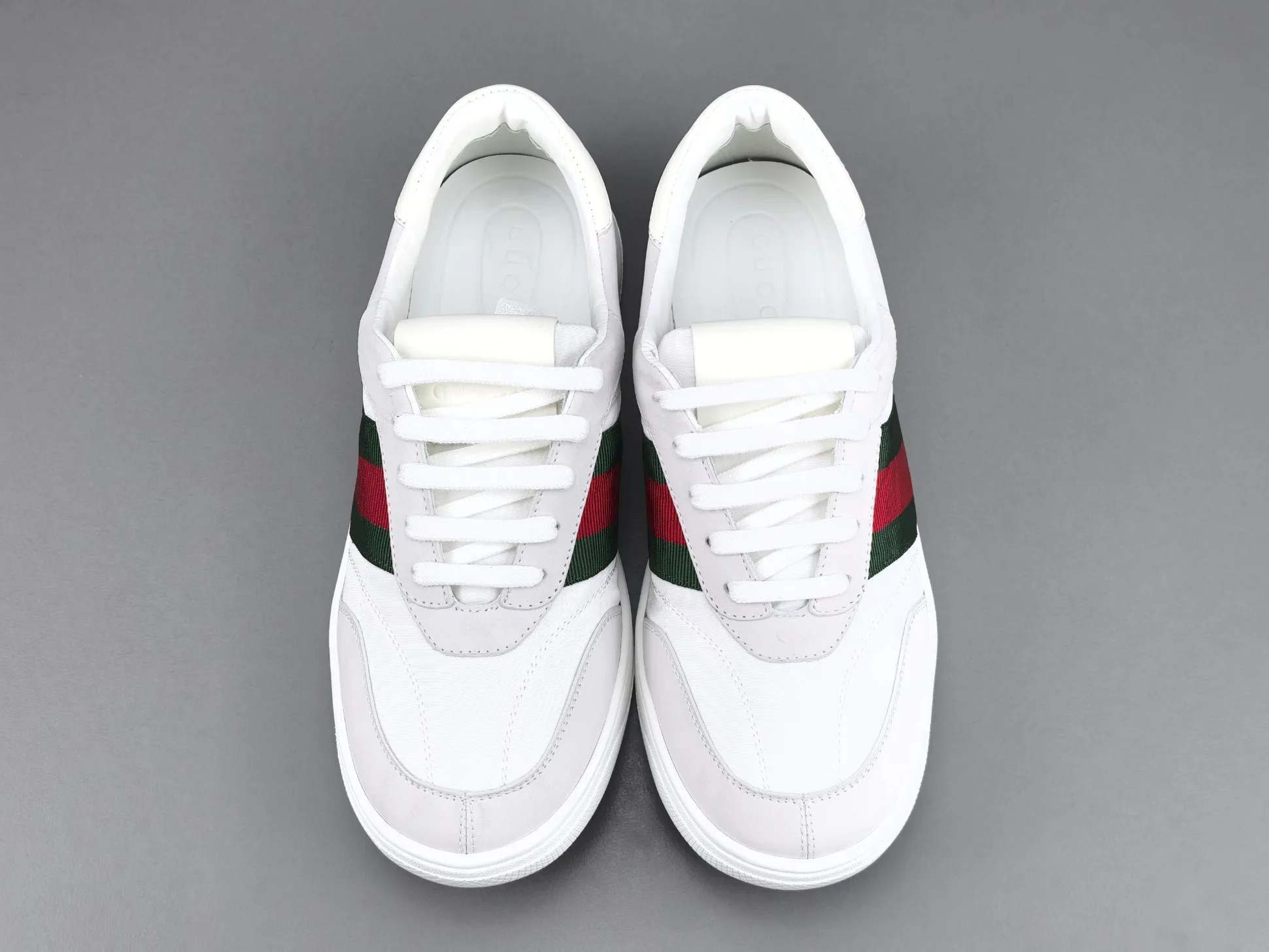Кроссовки Женские Gucci 18552280