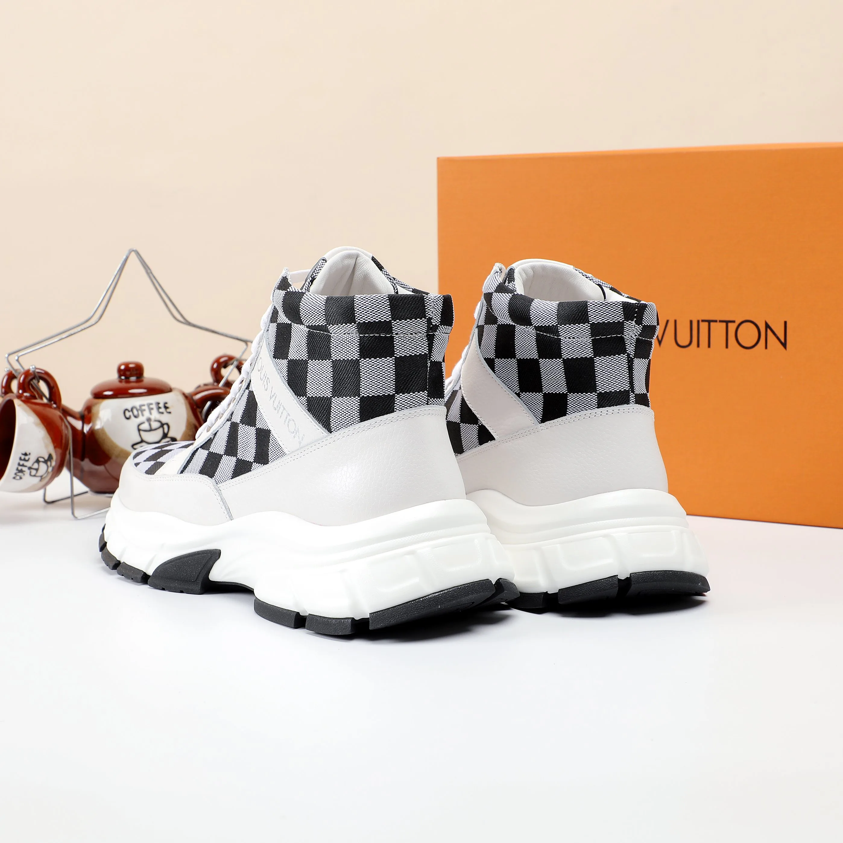 Кроссовки Мужские Louis Vuitton 1062407
